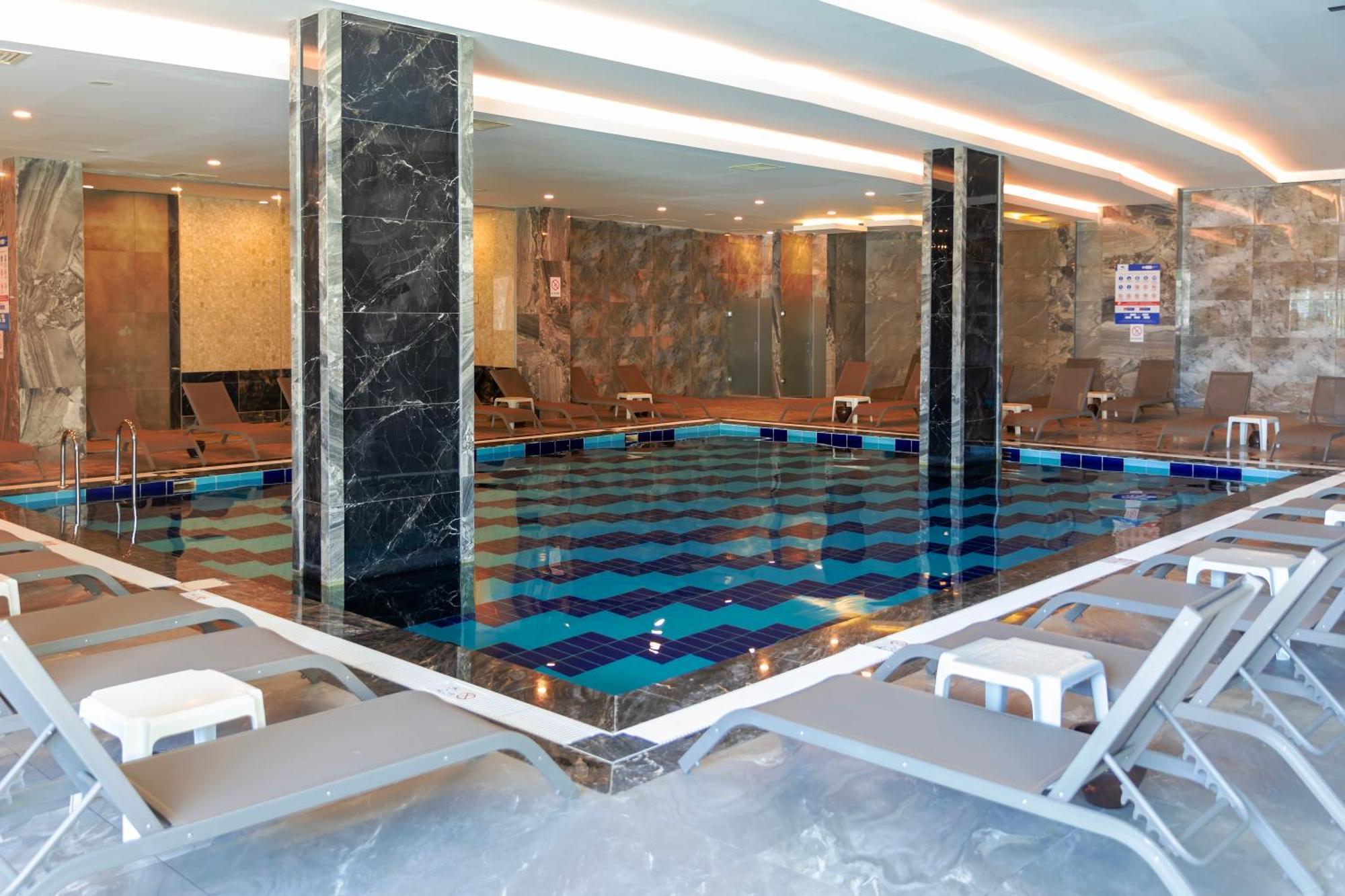 Crystal Centro Resort - Ultimate All Inclusive Antalya Exterior foto
