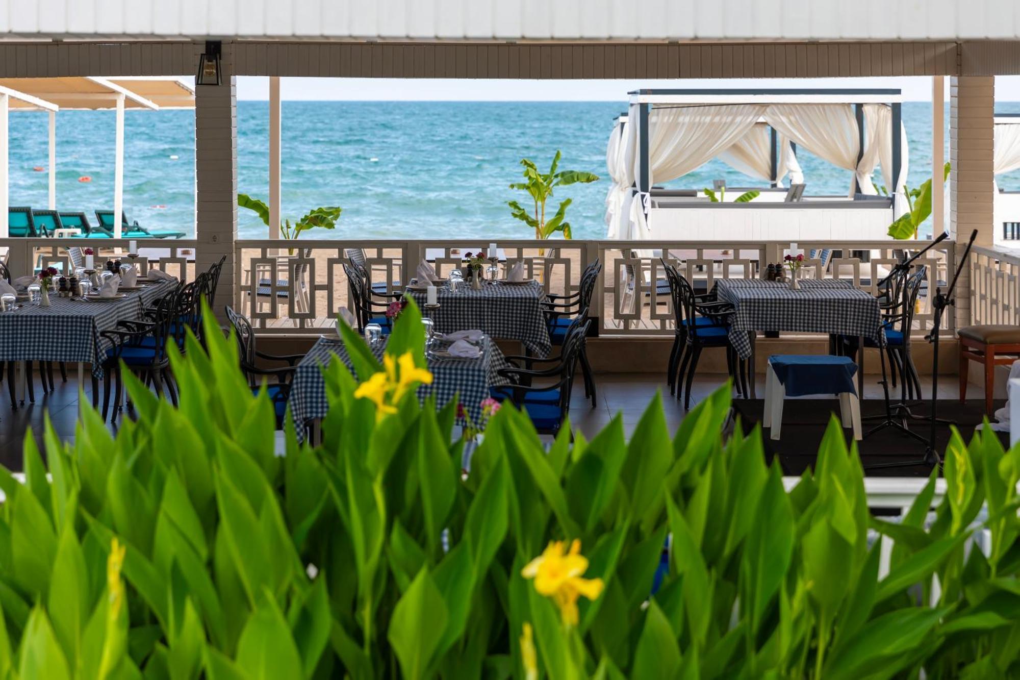 Crystal Centro Resort - Ultimate All Inclusive Antalya Exterior foto